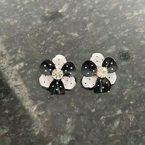 Avon signed vintage clip earrings black & white crystal center